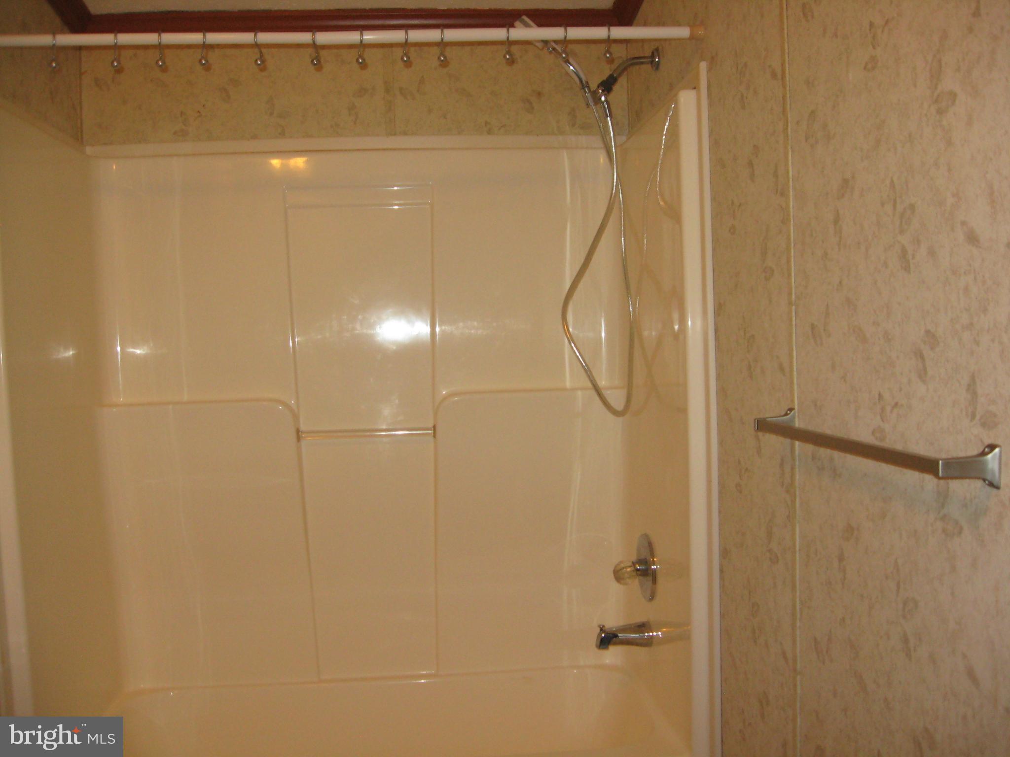 HILLANDALE HOMES - Residential