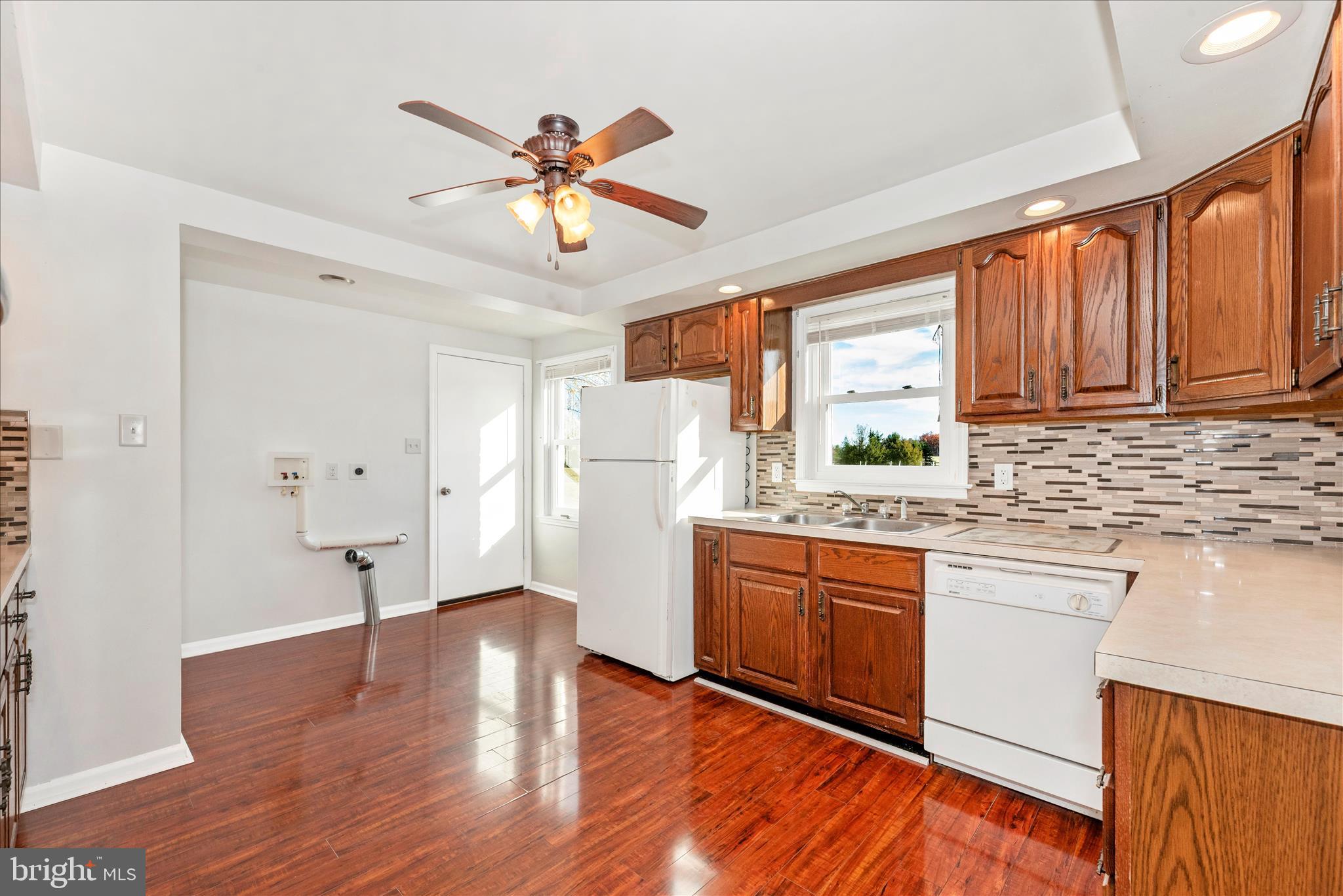 NONE, RURAL - Residential