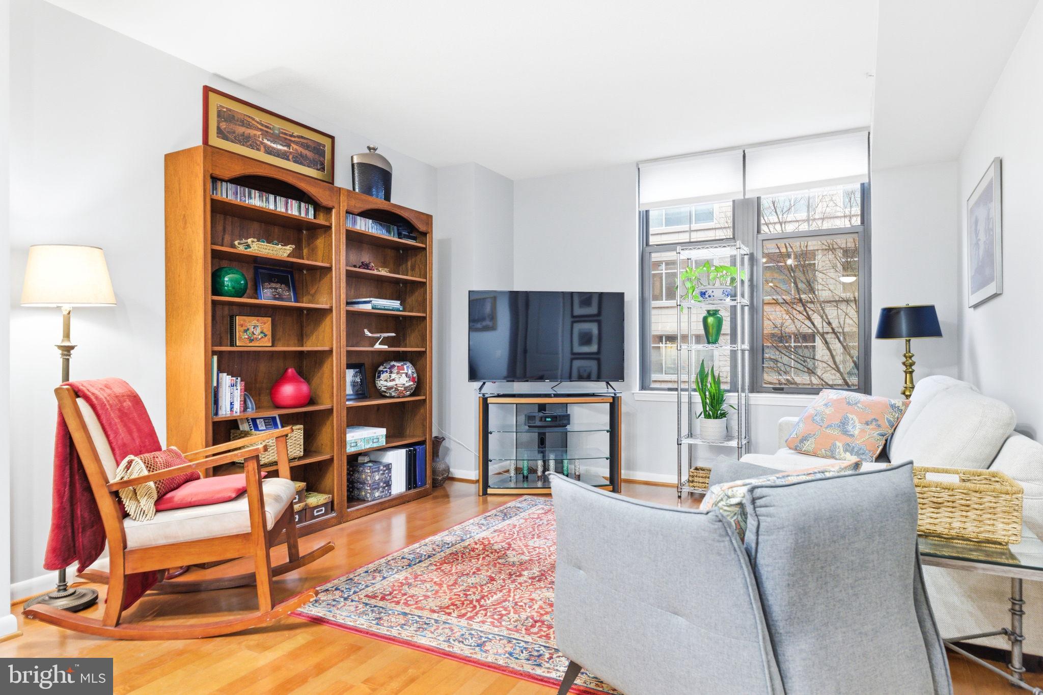 1021 N GARFIELD STREET 404