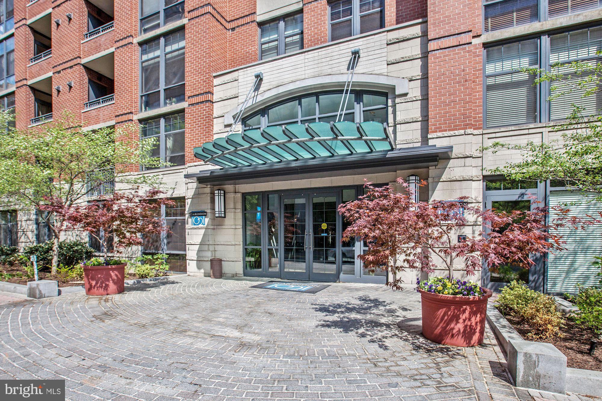 1021 N GARFIELD STREET 404