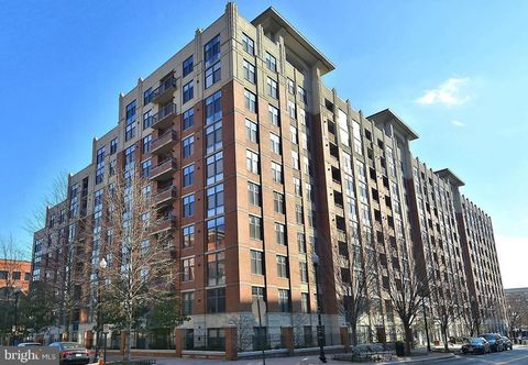 Condo For Sale - 1021 N Garfield Street #404<br/> ARLINGTON, VA 22201