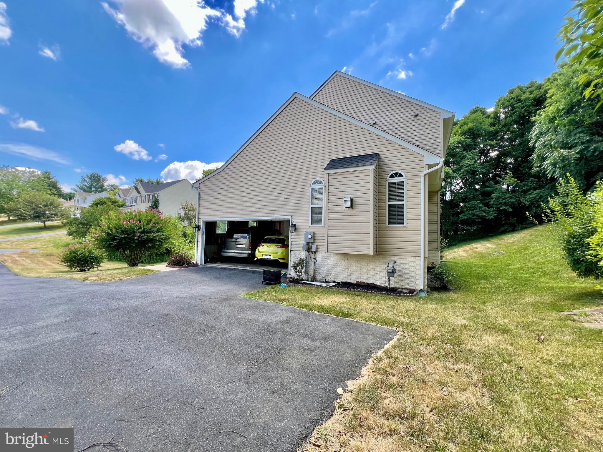 ROSEMONT ORCHARD - Residential