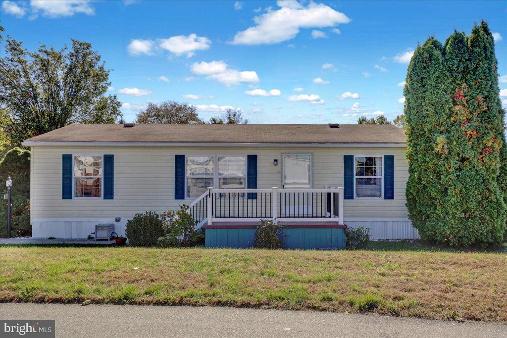Photo of 109 Falcon Court, LANCASTER, PA 17603 (MLS # PALA2073956)