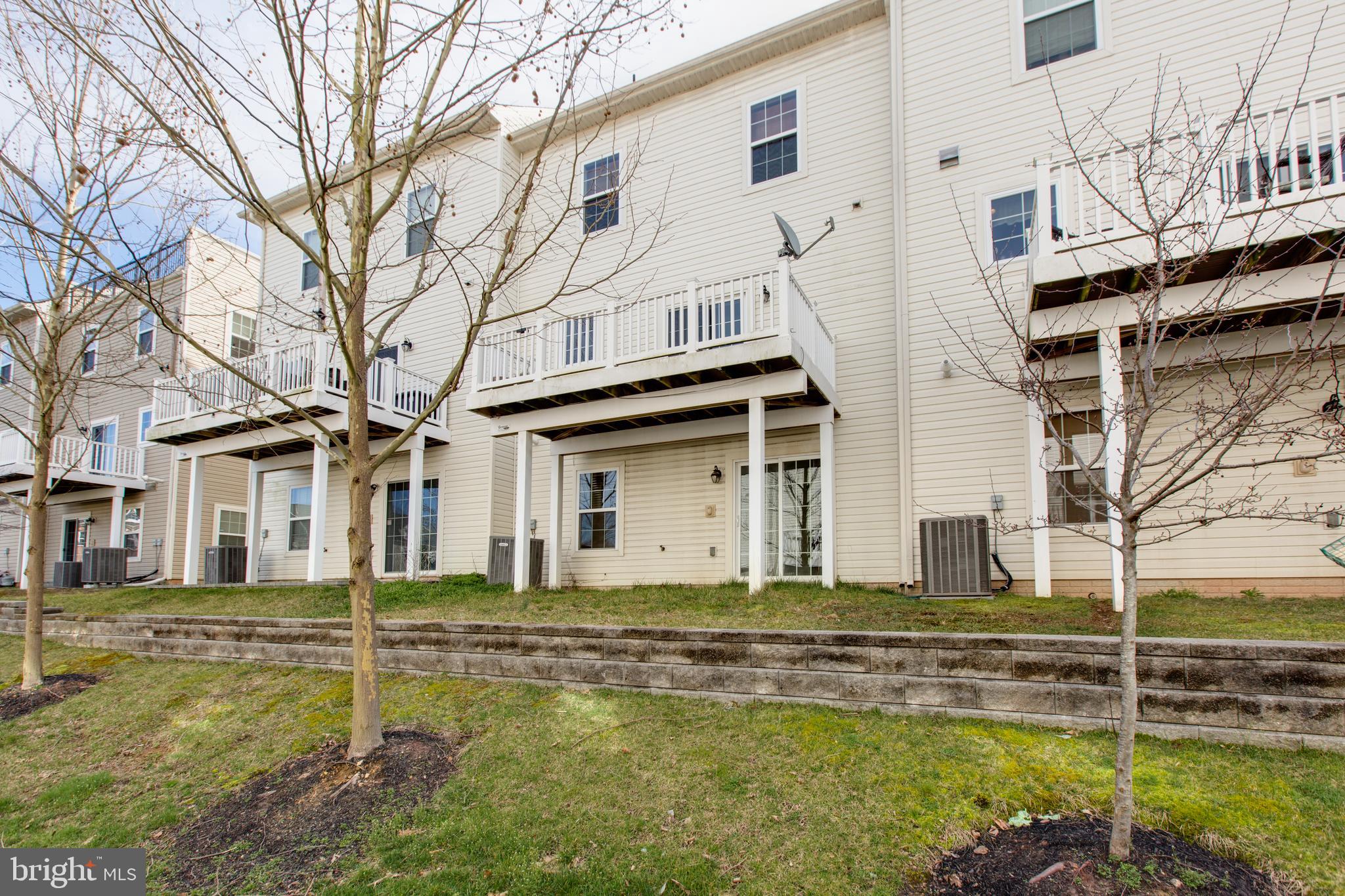 TANYARD SPRINGS - Residential Lease