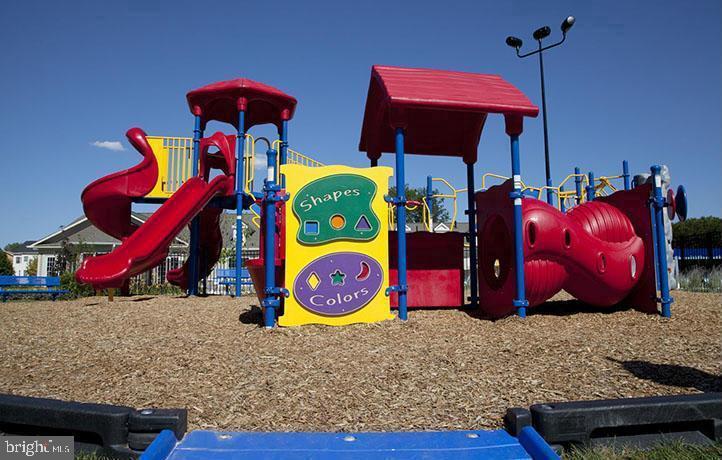 TANYARD SPRINGS - Residential Lease