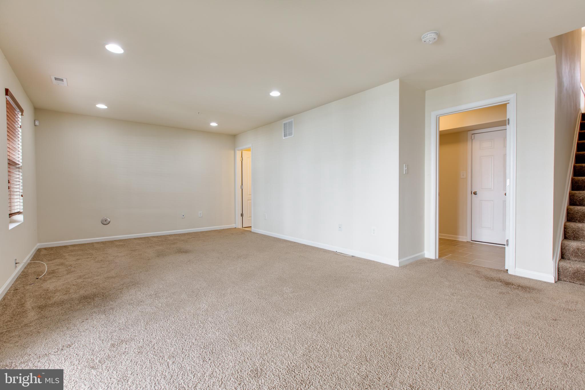 TANYARD SPRINGS - Residential Lease