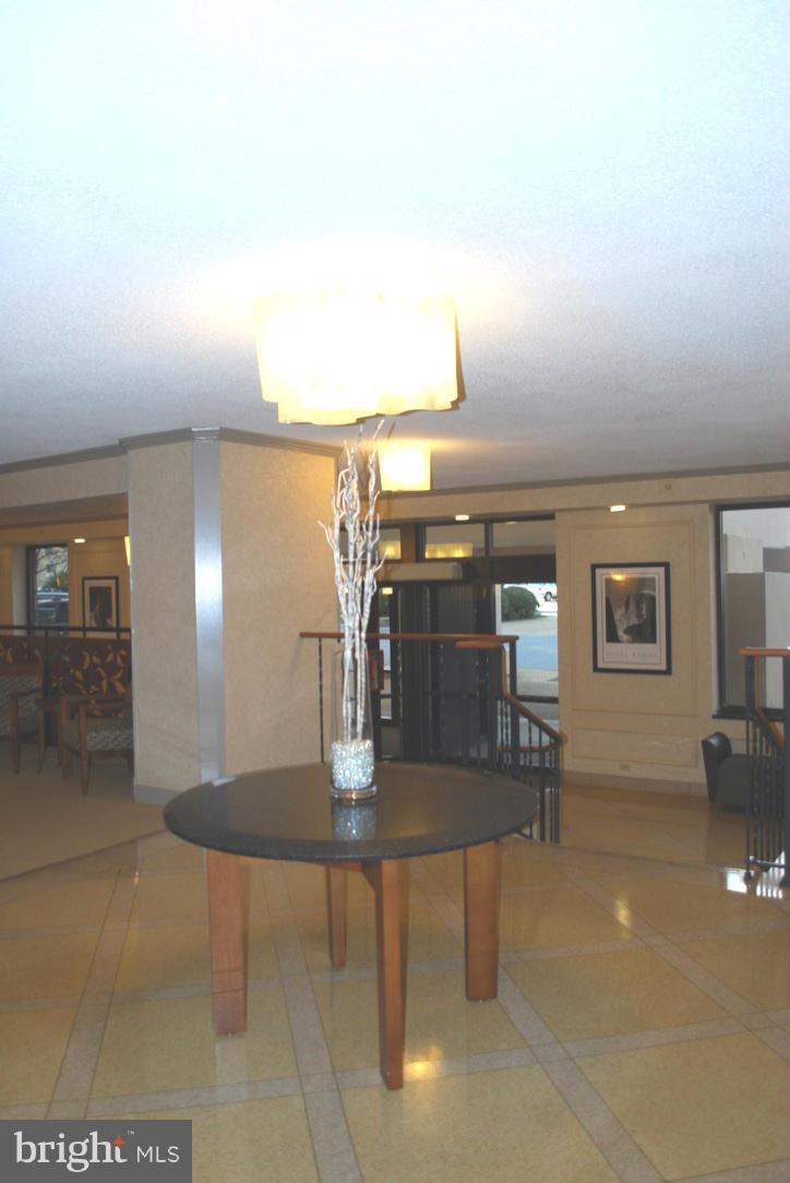 MONTEBELLO - Residential Lease