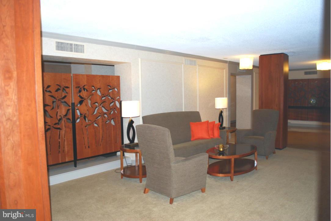 MONTEBELLO - Residential Lease