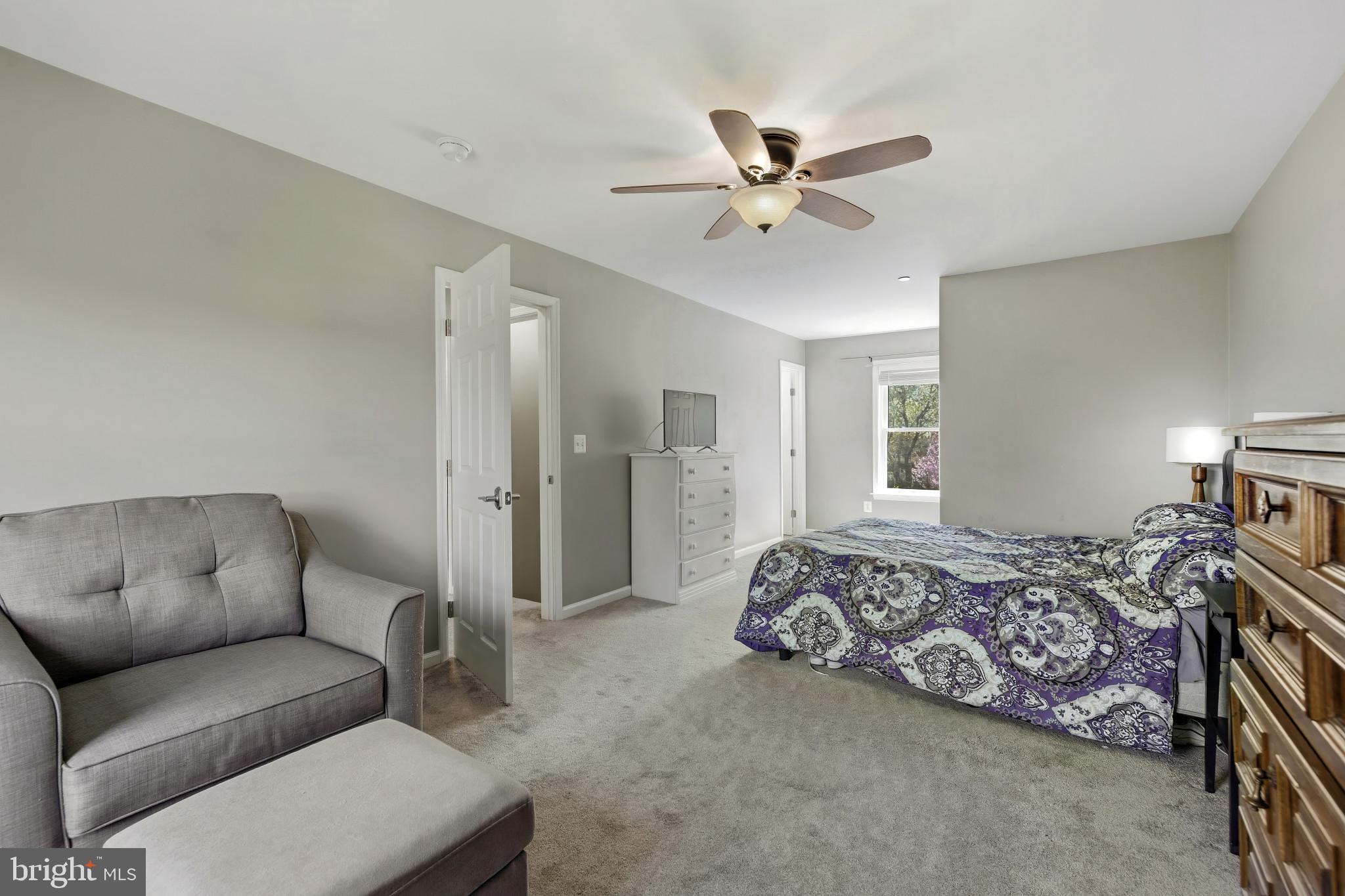 WHISPERING MEADOWS - Residential