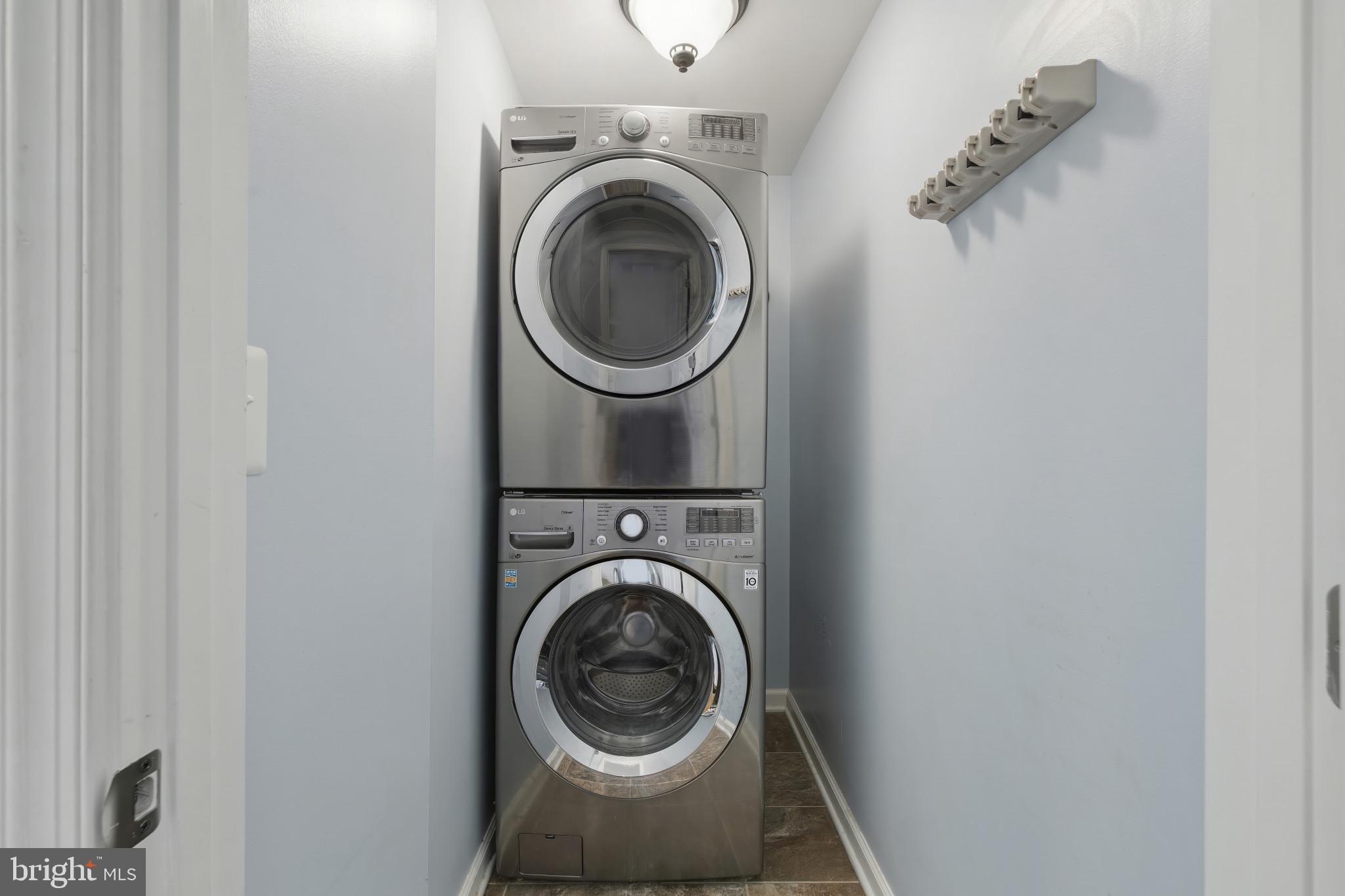 WHISPERING MEADOWS - Residential