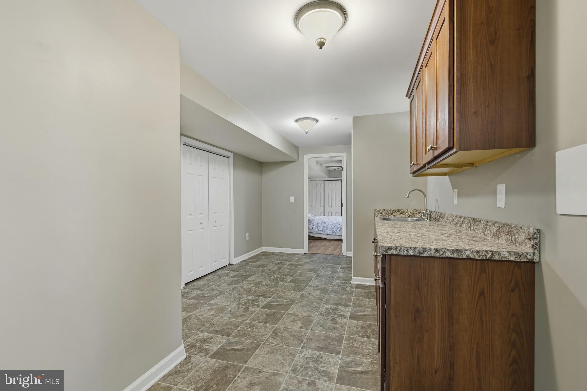 WHISPERING MEADOWS - Residential