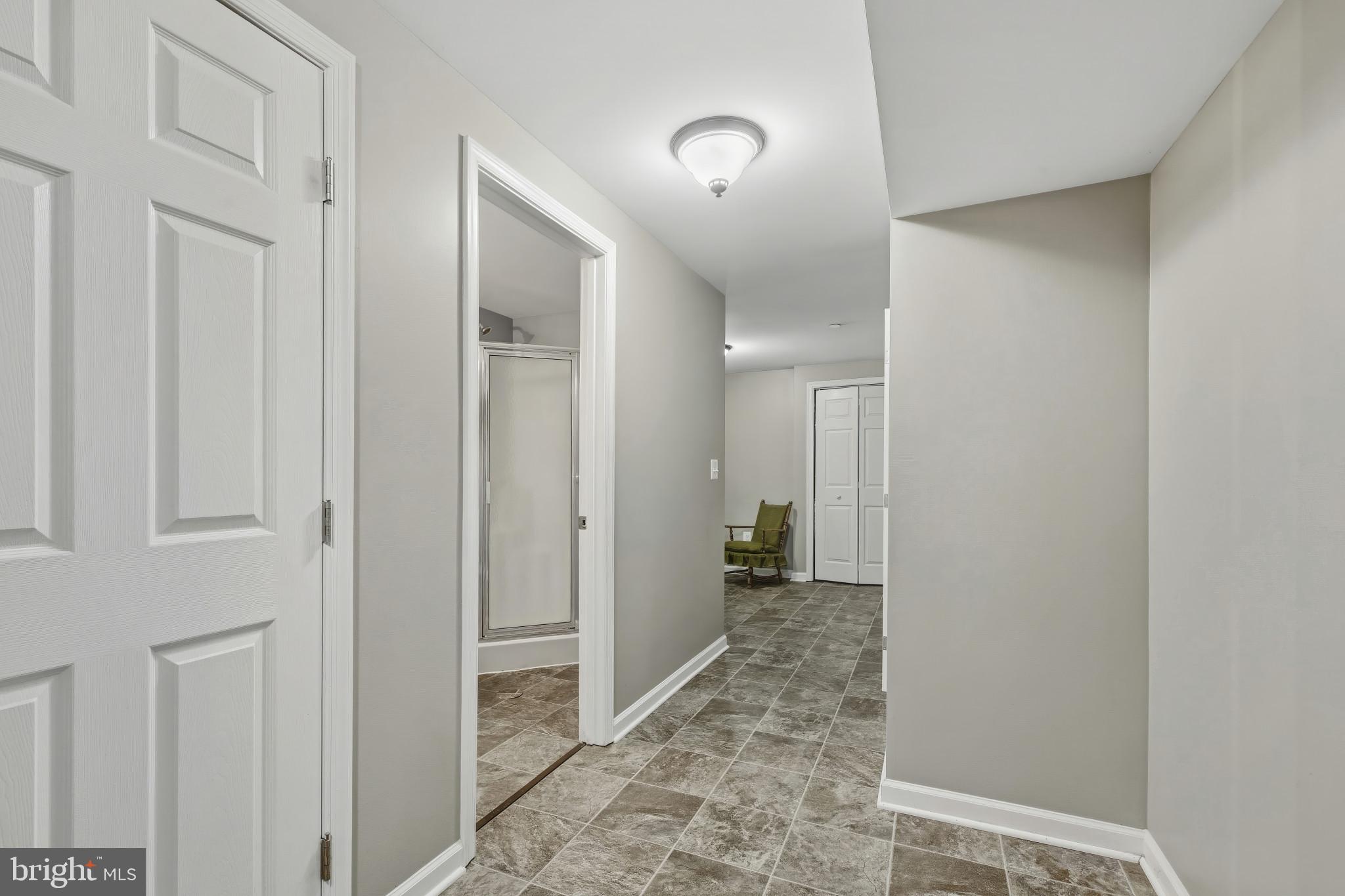 WHISPERING MEADOWS - Residential