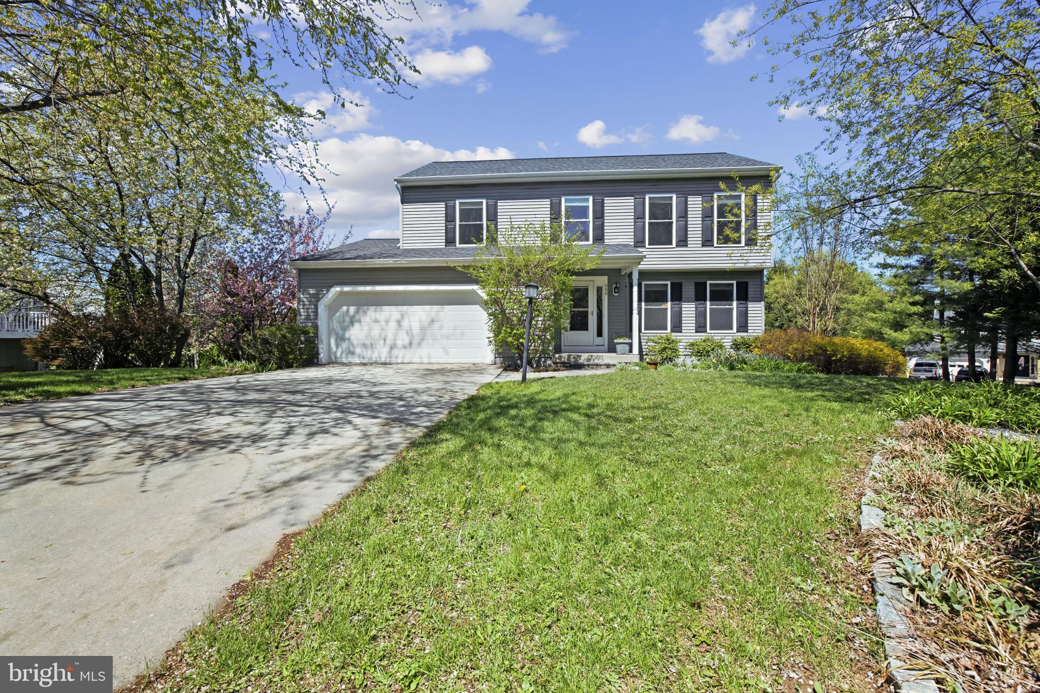 WHISPERING MEADOWS - Residential