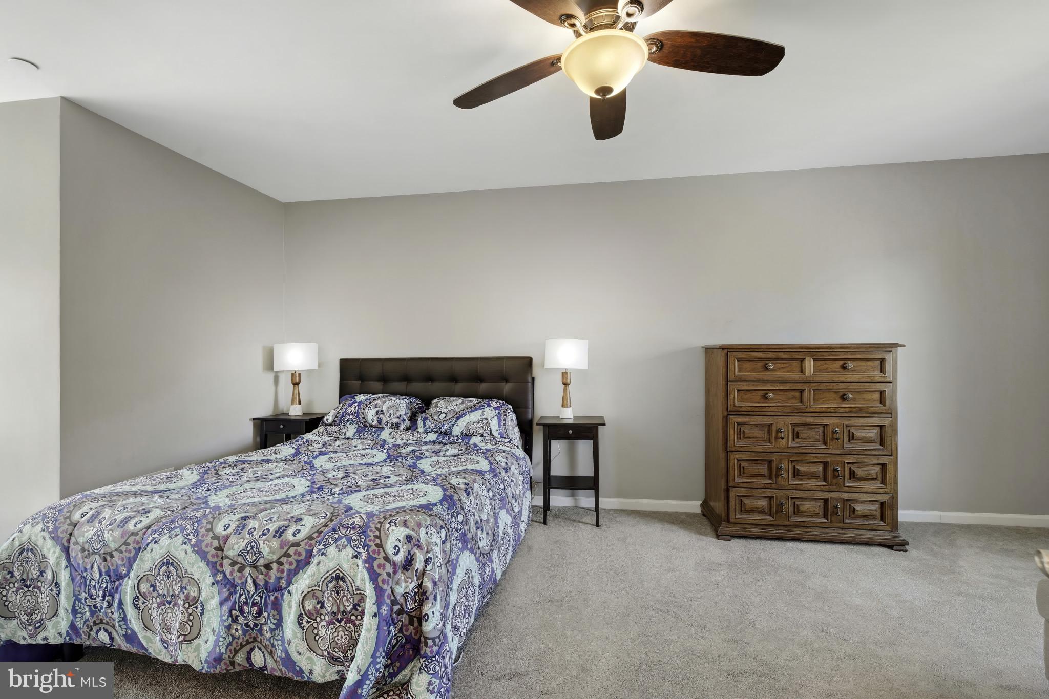 WHISPERING MEADOWS - Residential