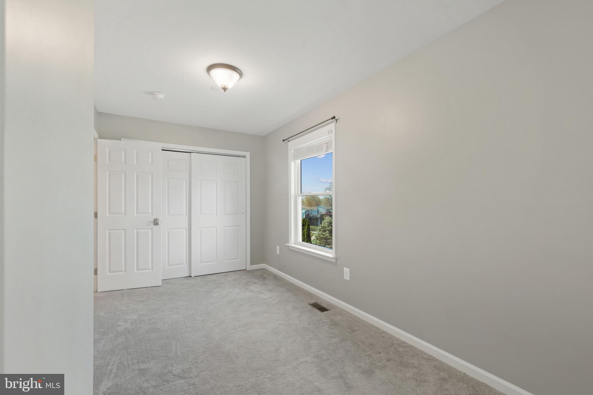 WHISPERING MEADOWS - Residential