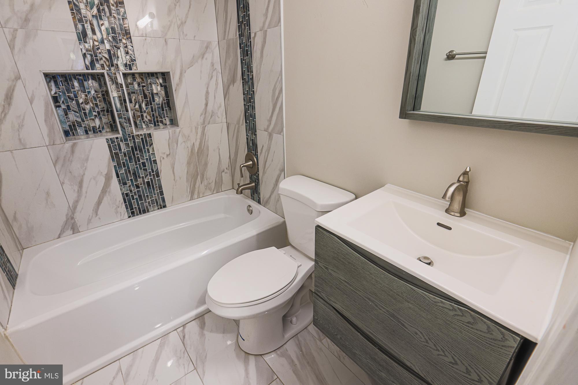 MILTON-MONTFORD - Residential