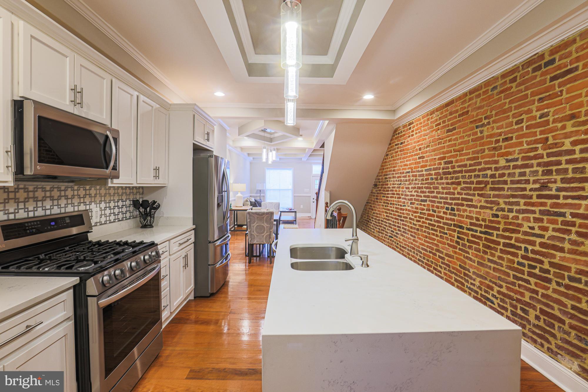 MILTON-MONTFORD - Residential