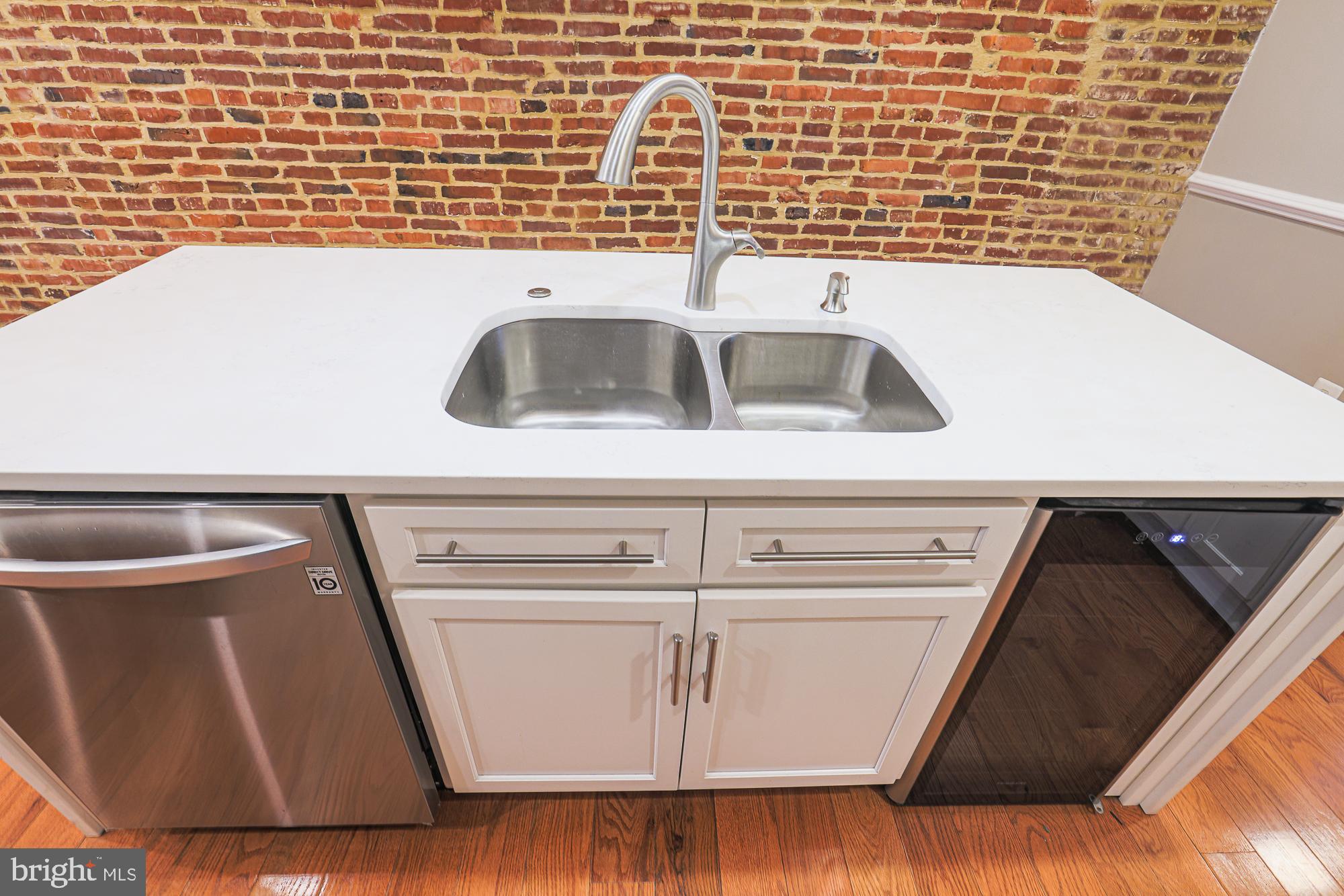 MILTON-MONTFORD - Residential