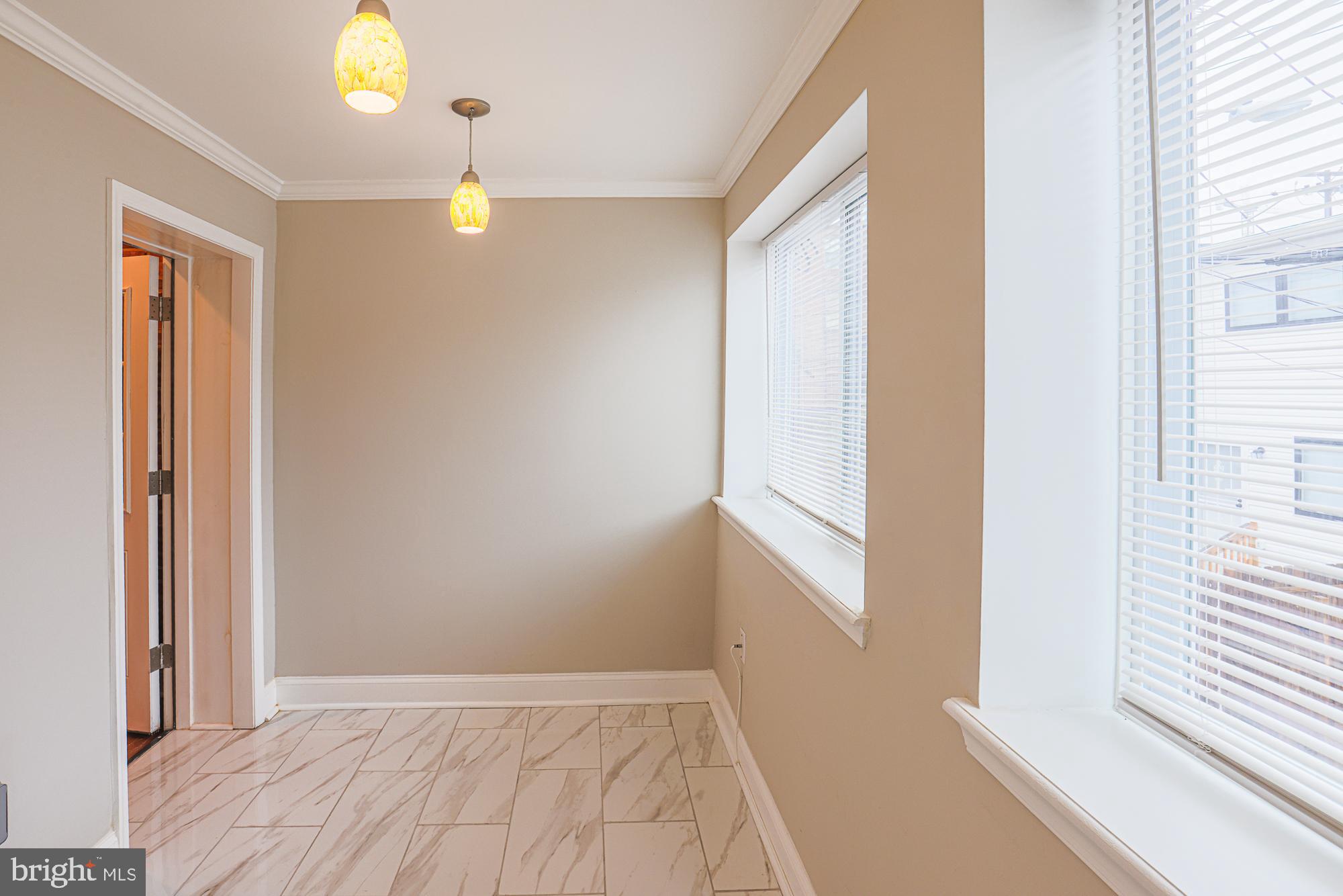 MILTON-MONTFORD - Residential