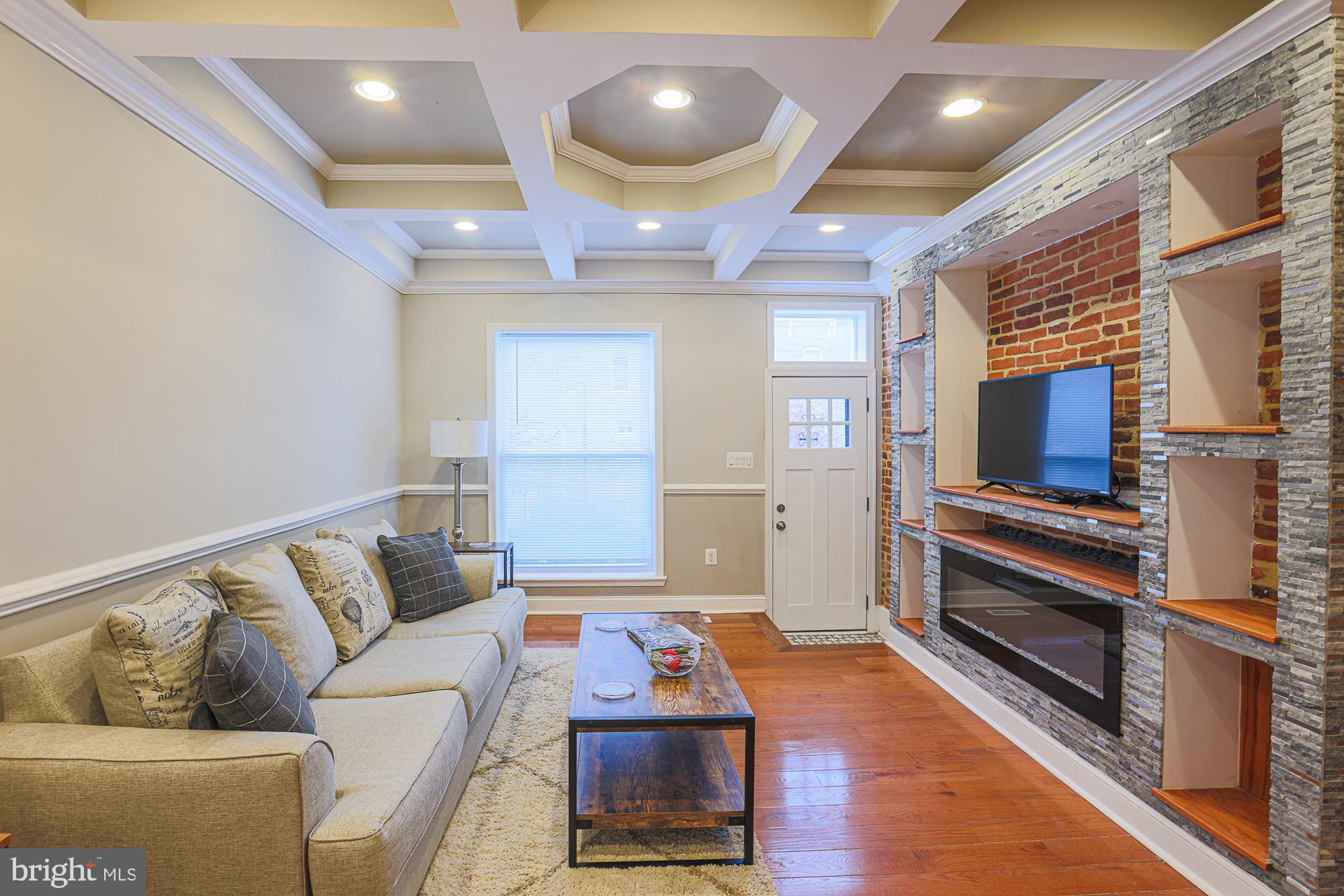 MILTON-MONTFORD - Residential