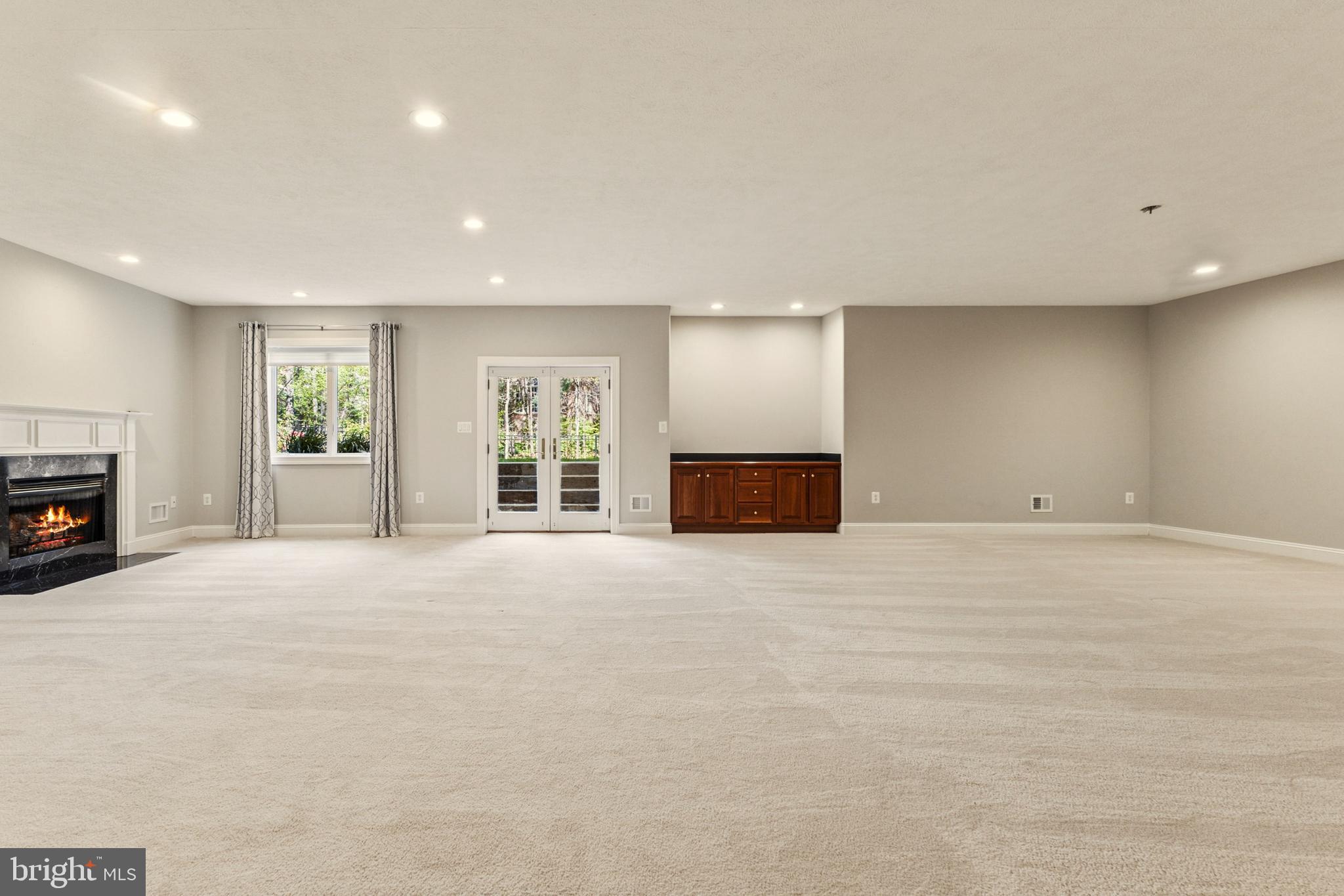 LAKE MANASSAS - Residential