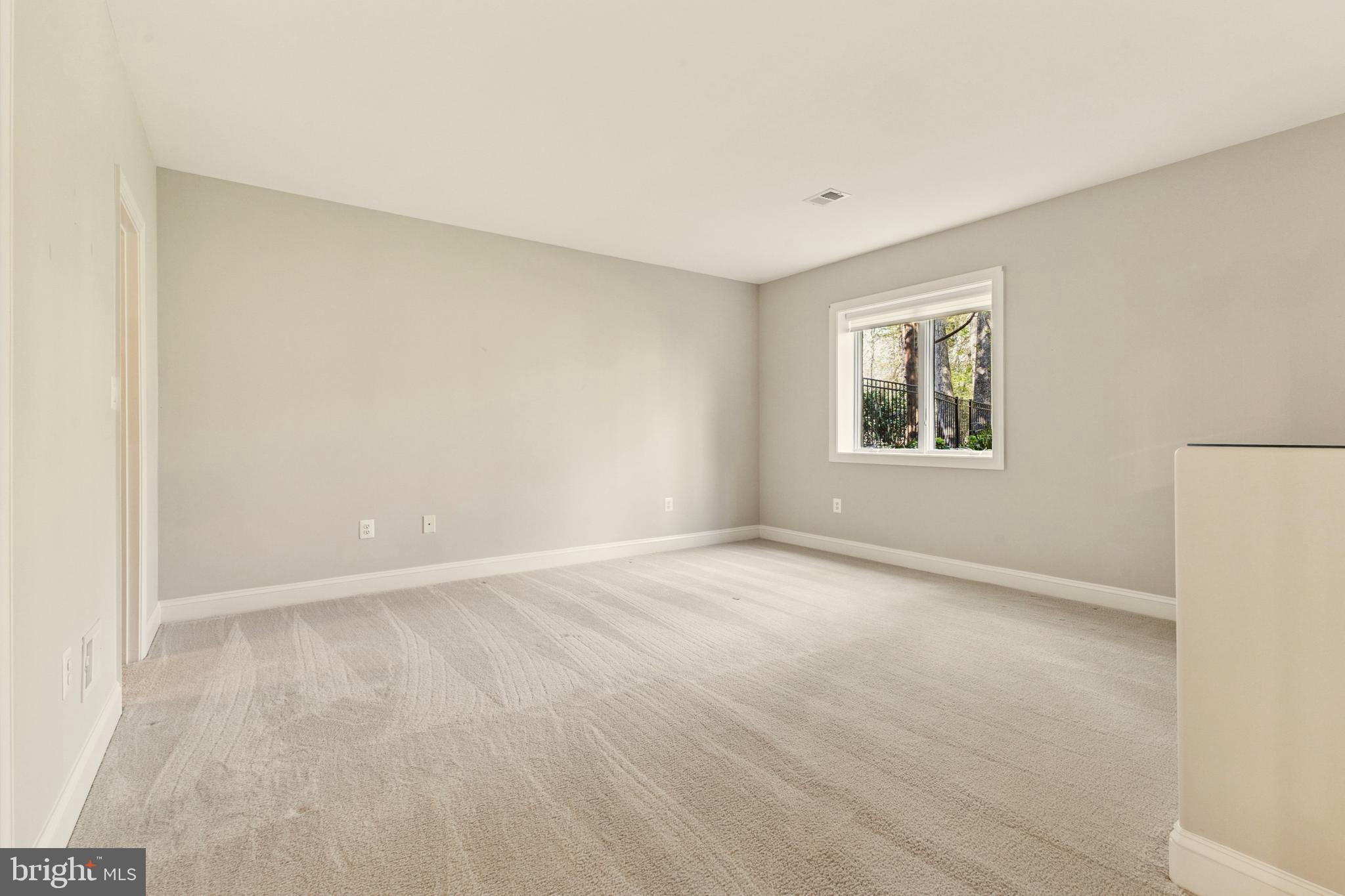 LAKE MANASSAS - Residential