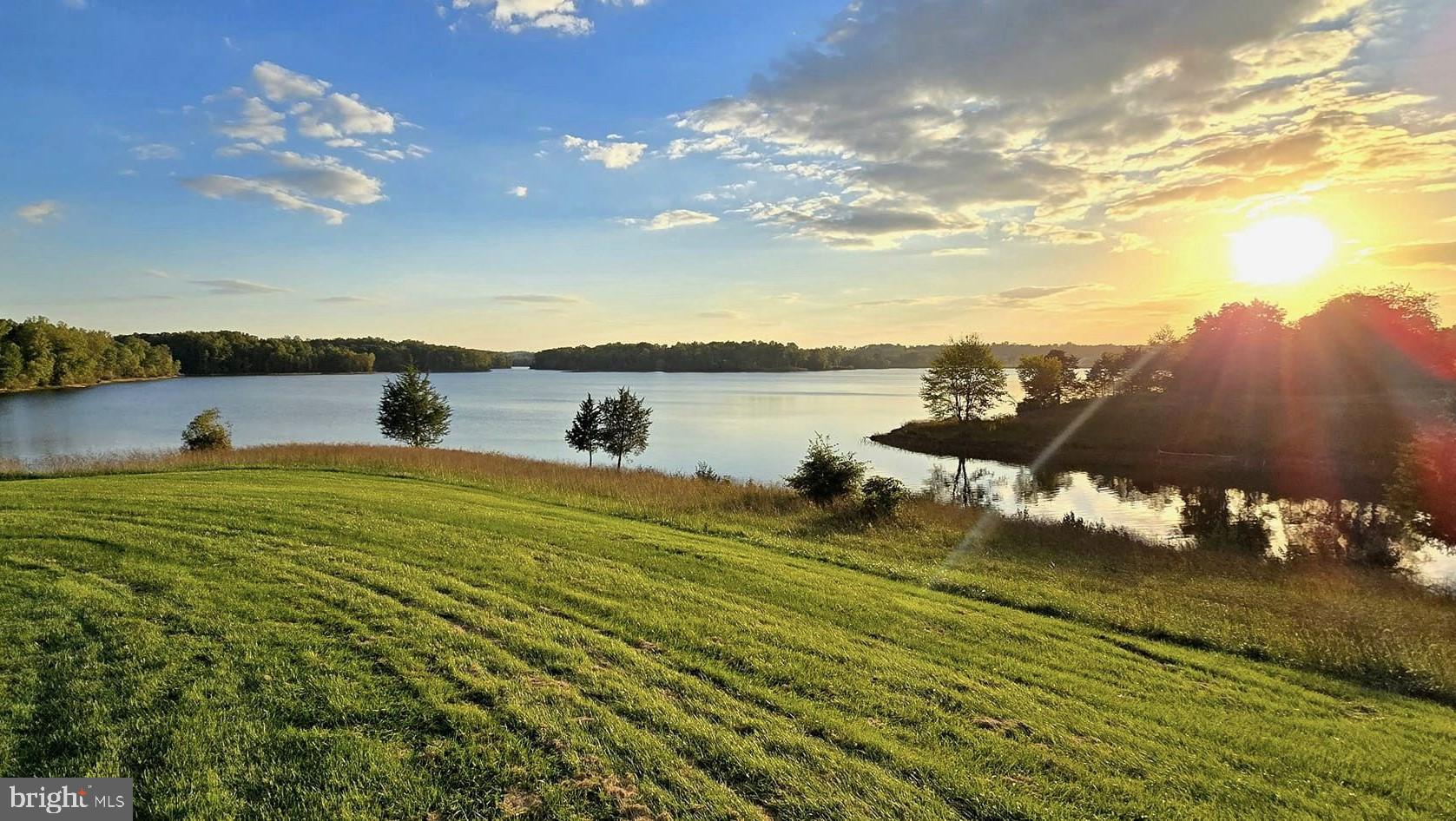 LAKE MANASSAS - Residential