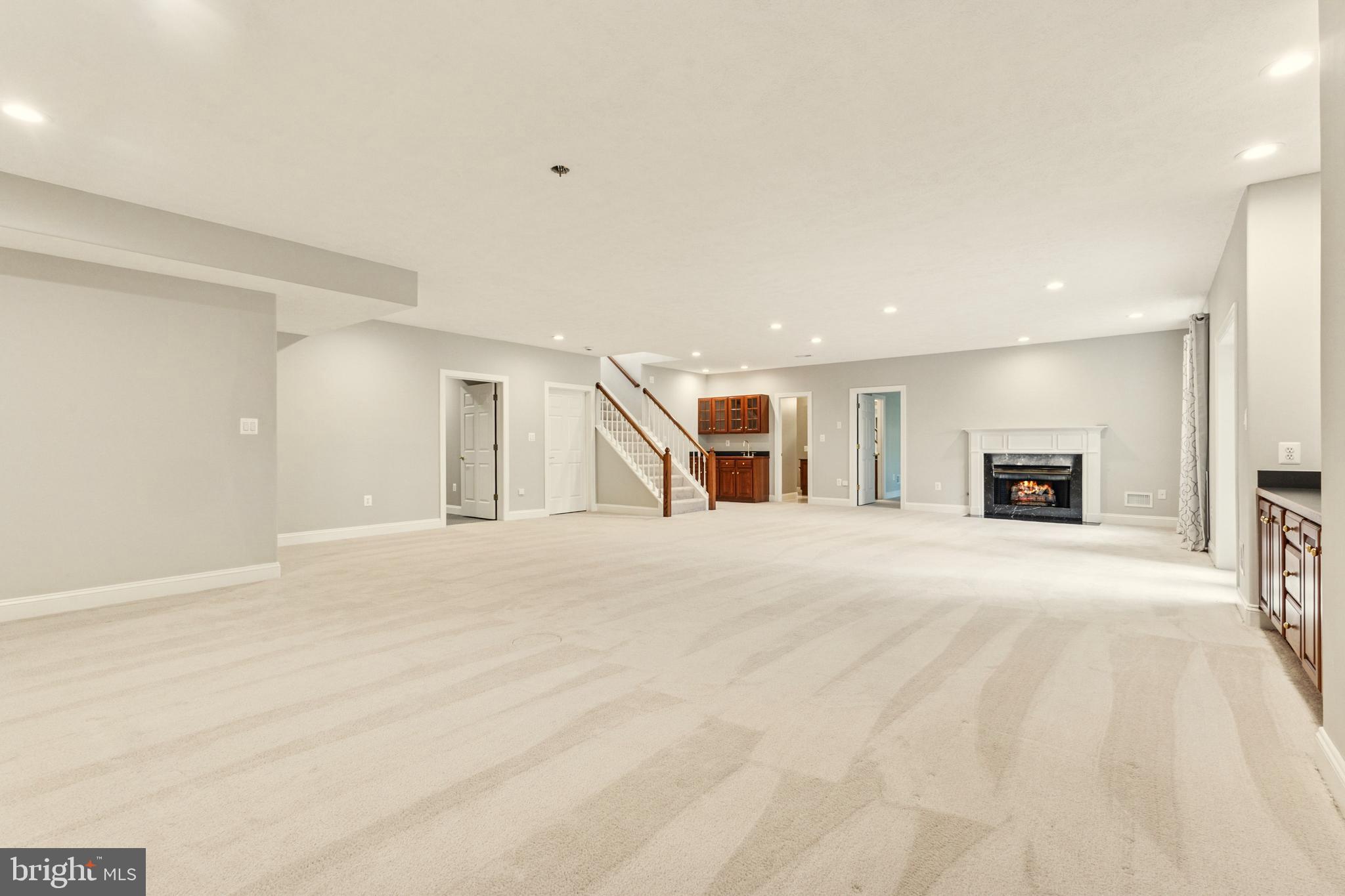 LAKE MANASSAS - Residential