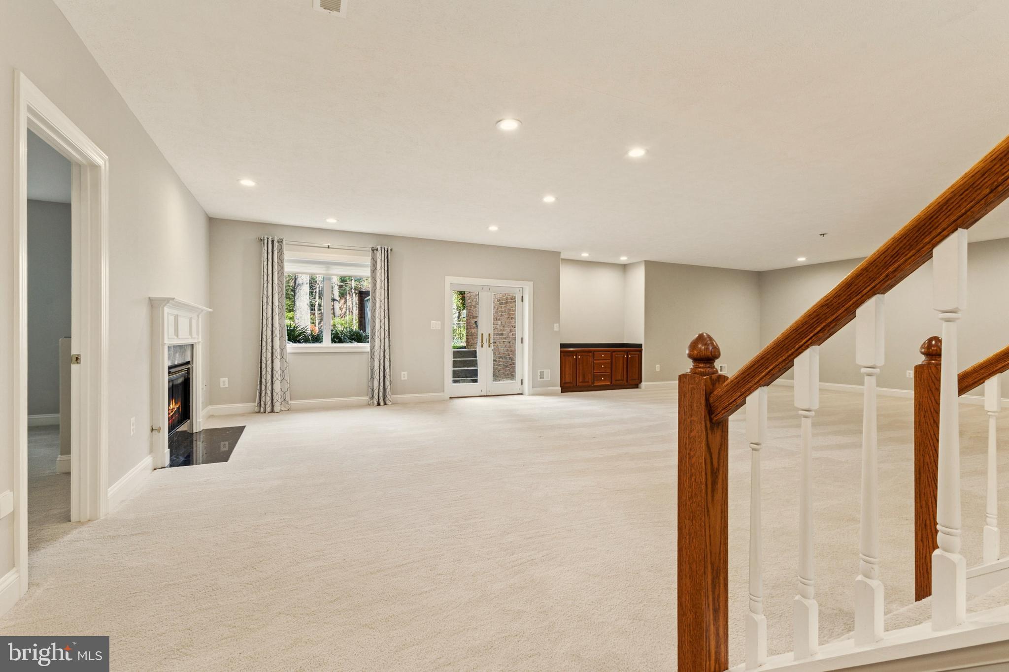 LAKE MANASSAS - Residential