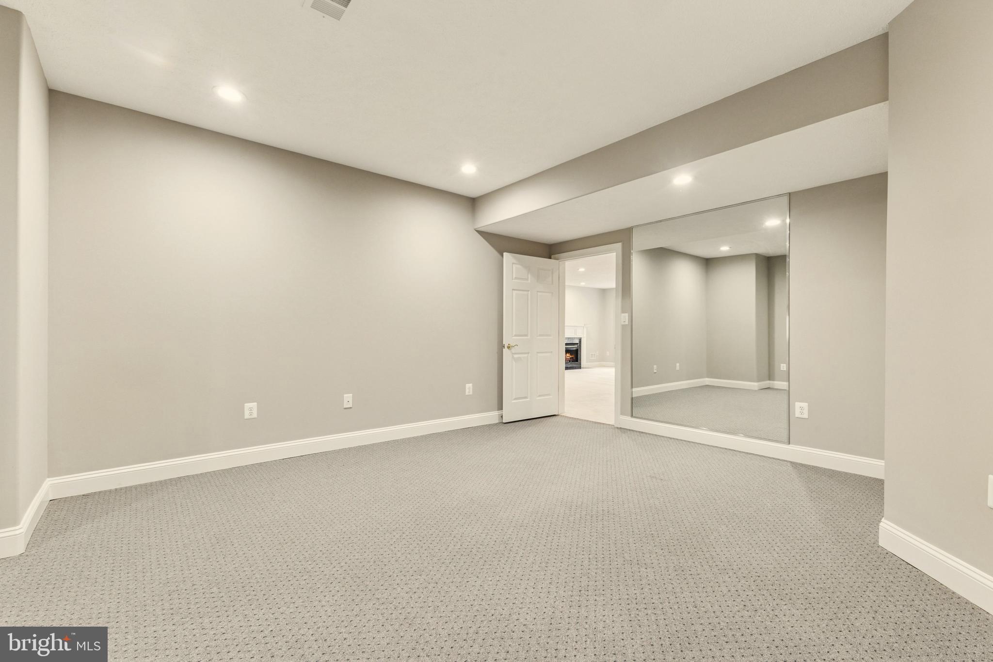 LAKE MANASSAS - Residential