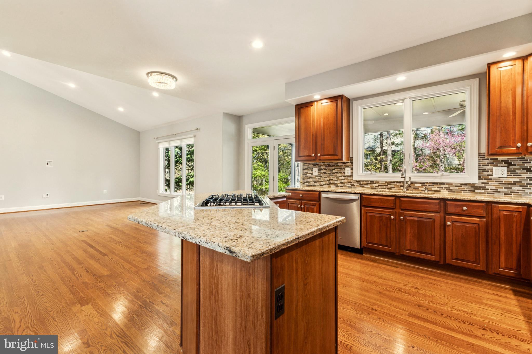 LAKE MANASSAS - Residential