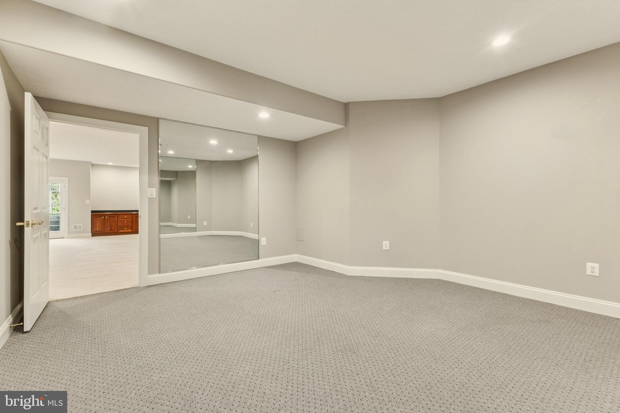 LAKE MANASSAS - Residential