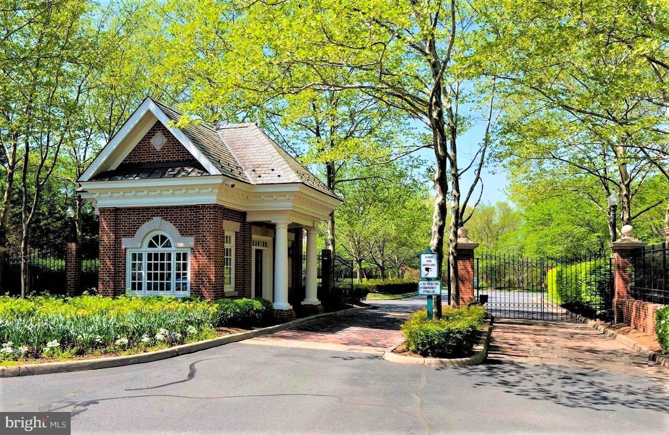 LAKE MANASSAS - Residential