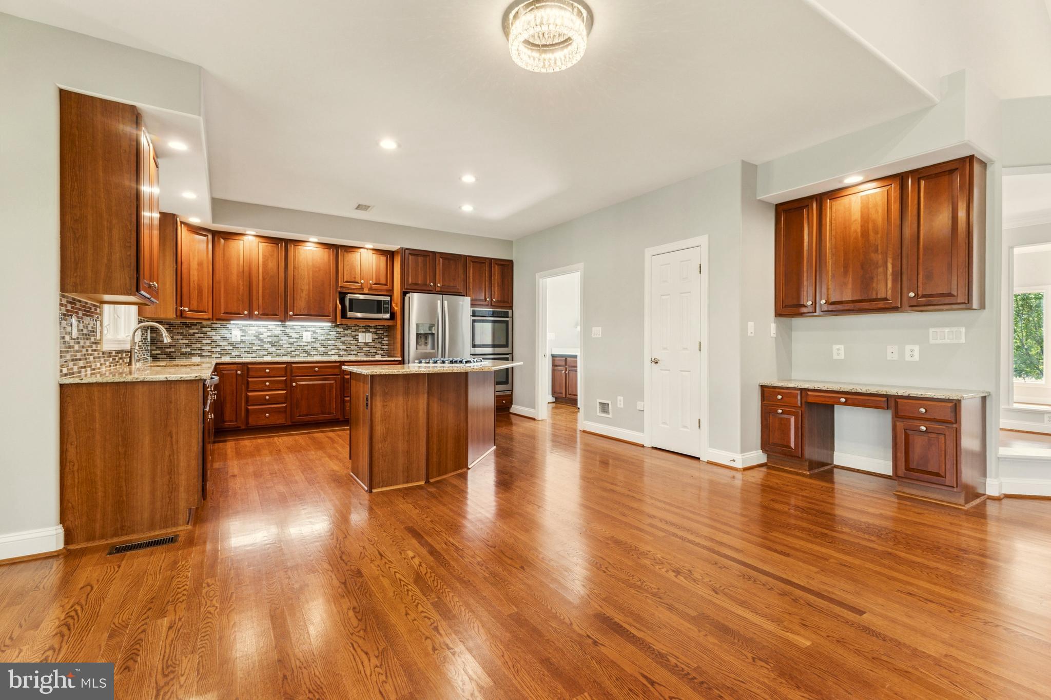 LAKE MANASSAS - Residential