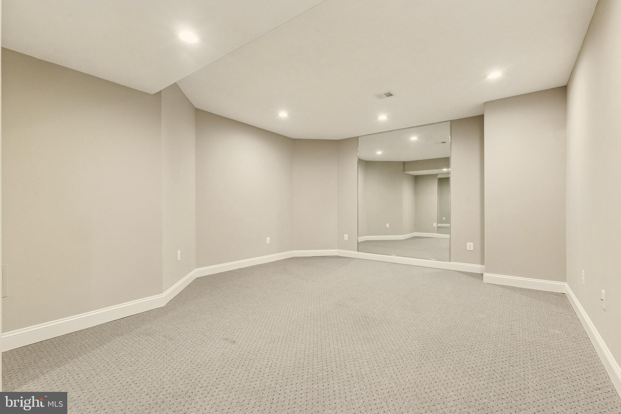 LAKE MANASSAS - Residential