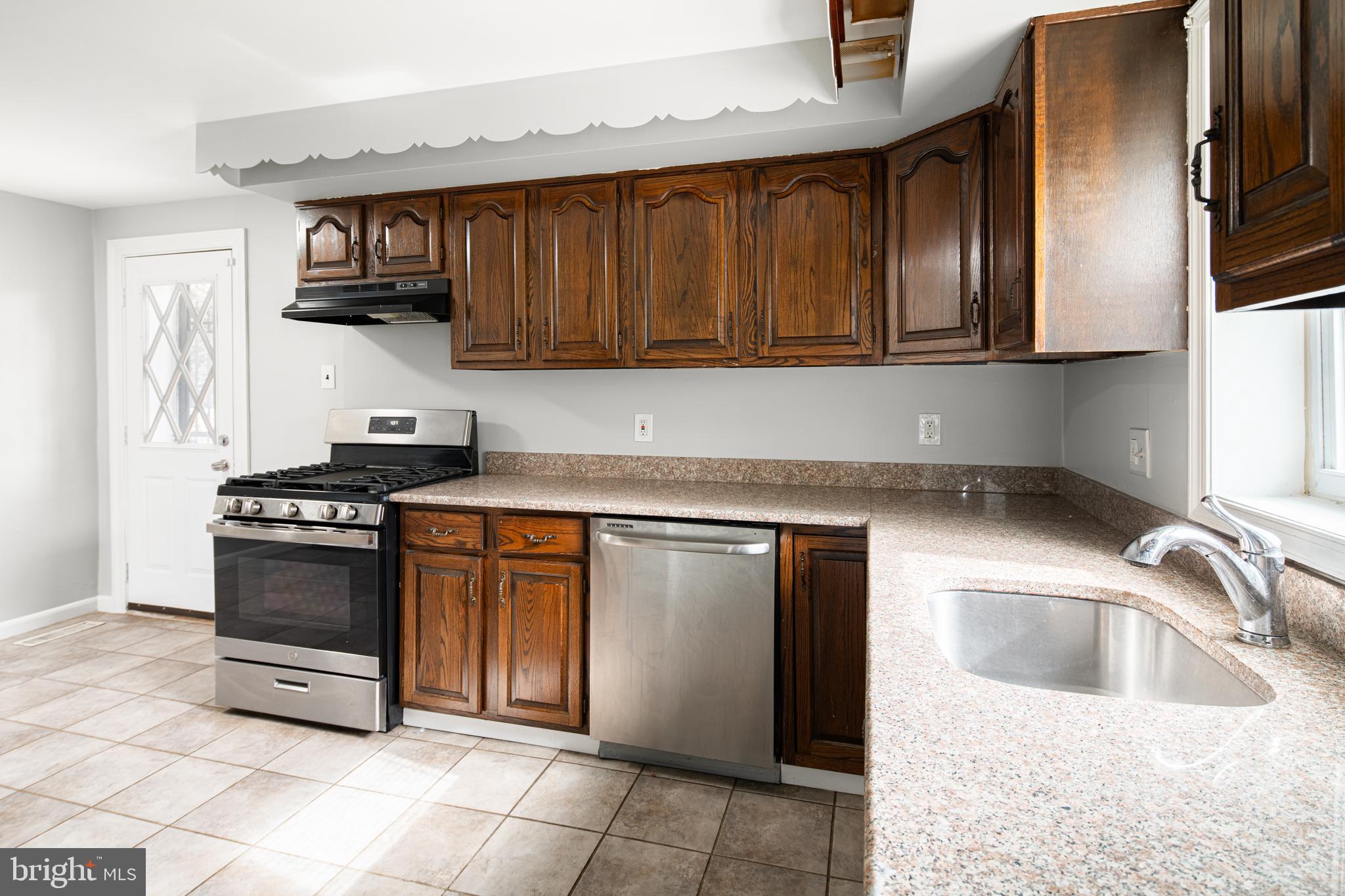 RHAWNHURST - Residential