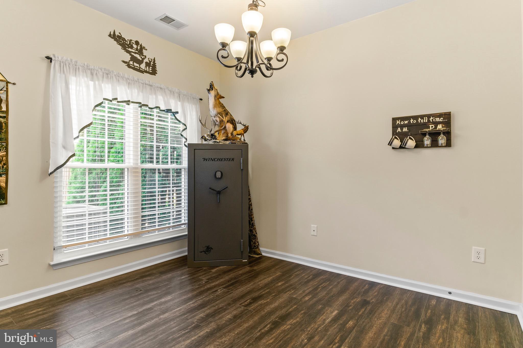 ARCHERS ROCK - Residential