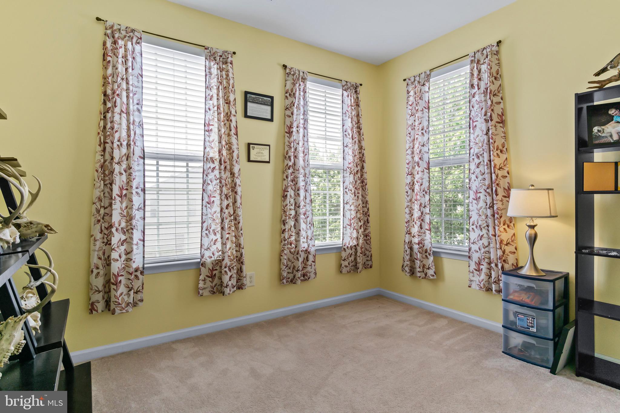 ARCHERS ROCK - Residential