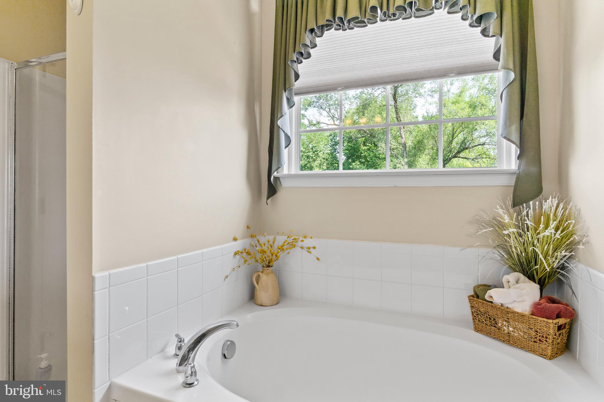 ARCHERS ROCK - Residential