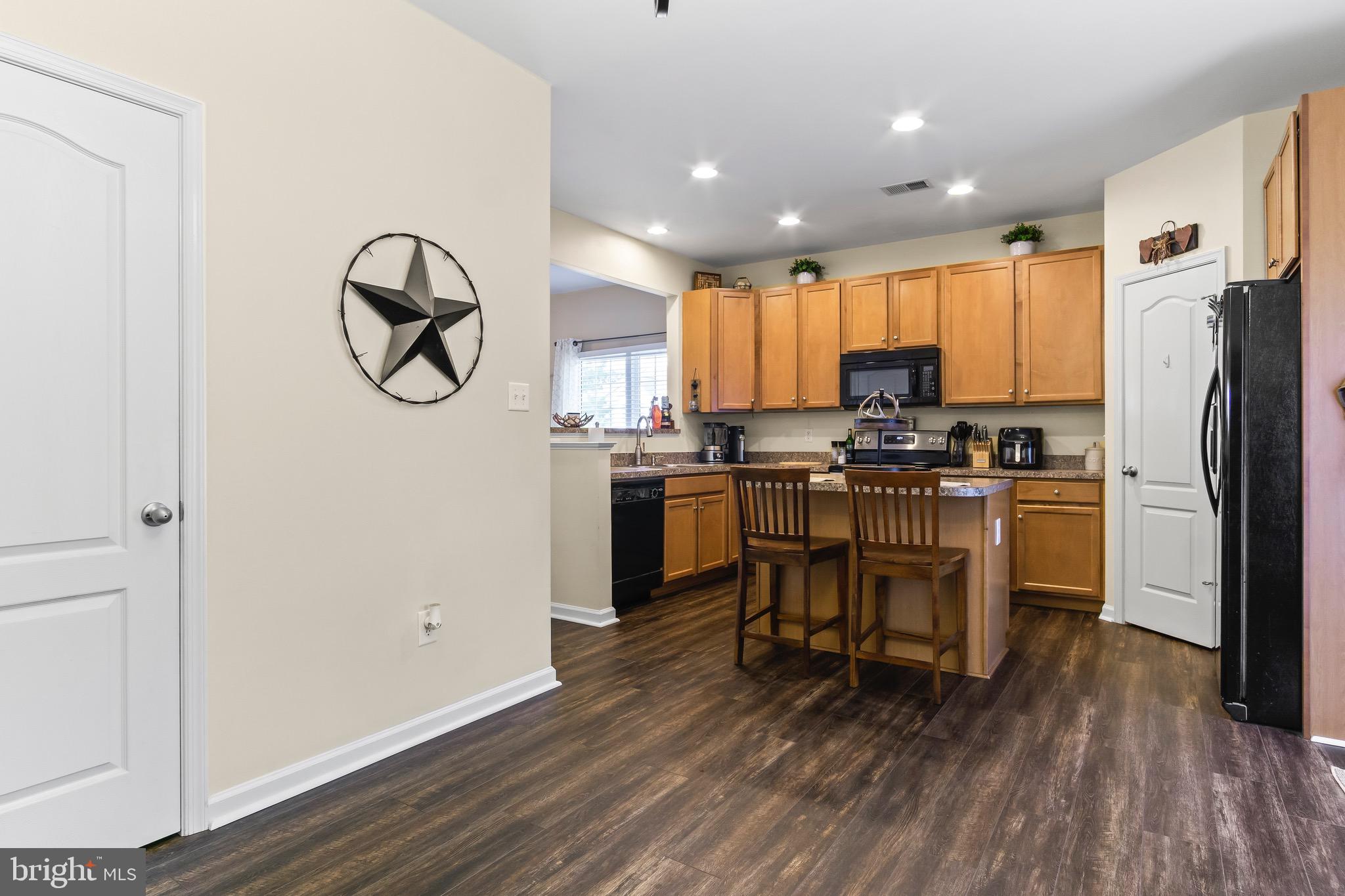 ARCHERS ROCK - Residential