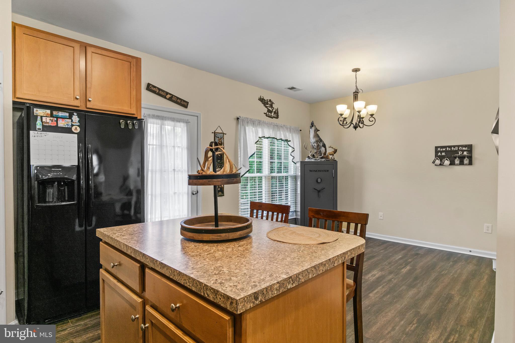 ARCHERS ROCK - Residential