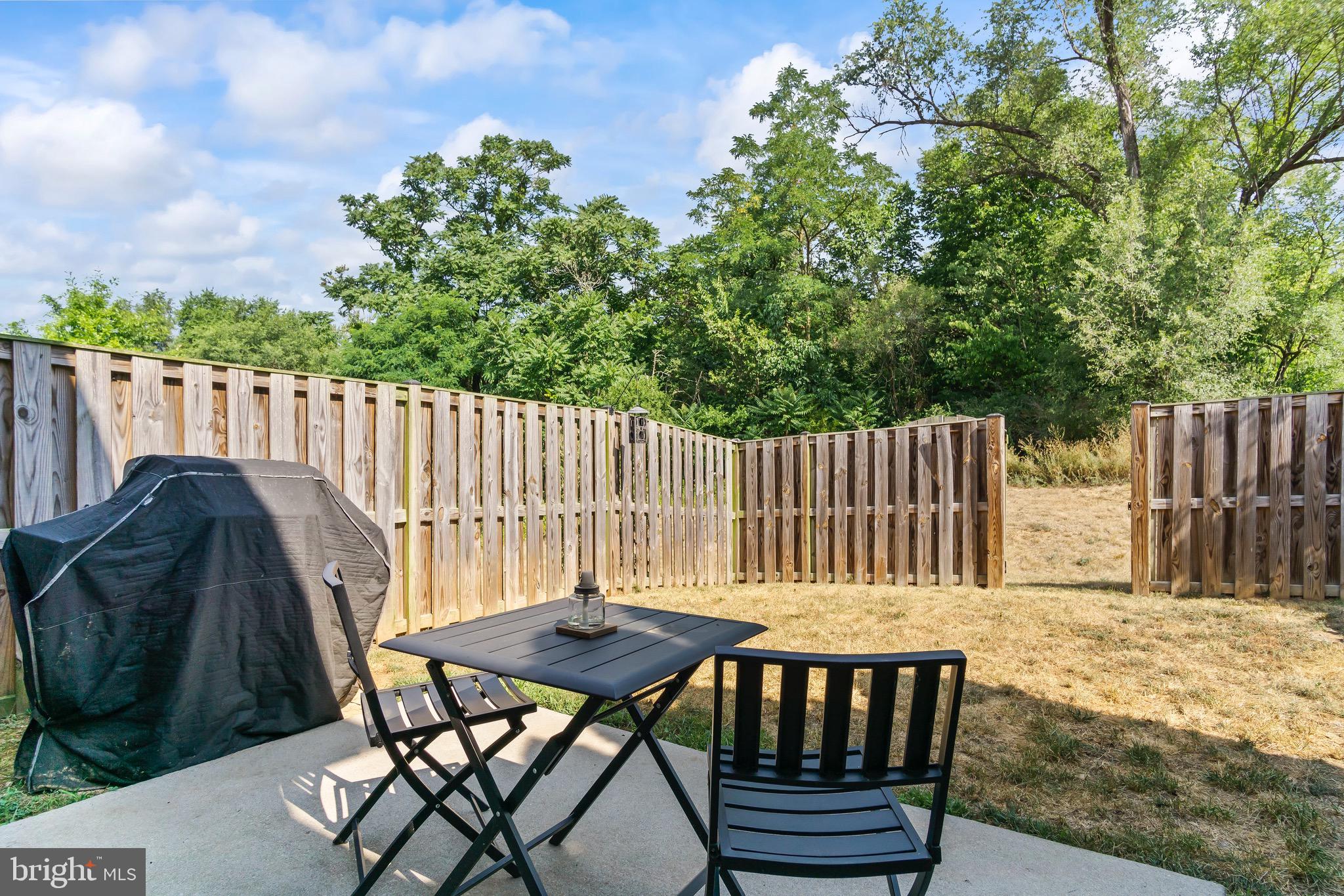 ARCHERS ROCK - Residential