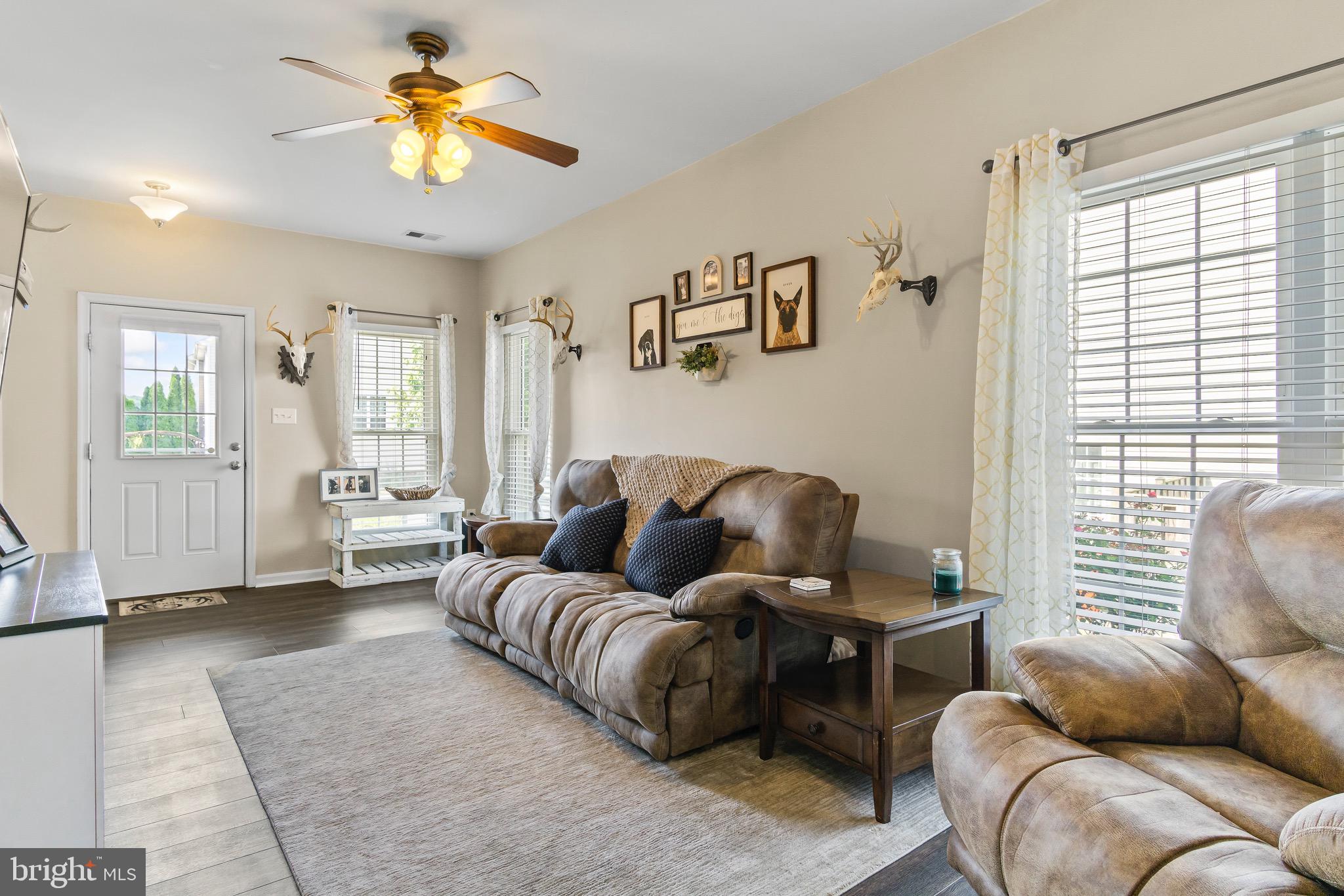 ARCHERS ROCK - Residential