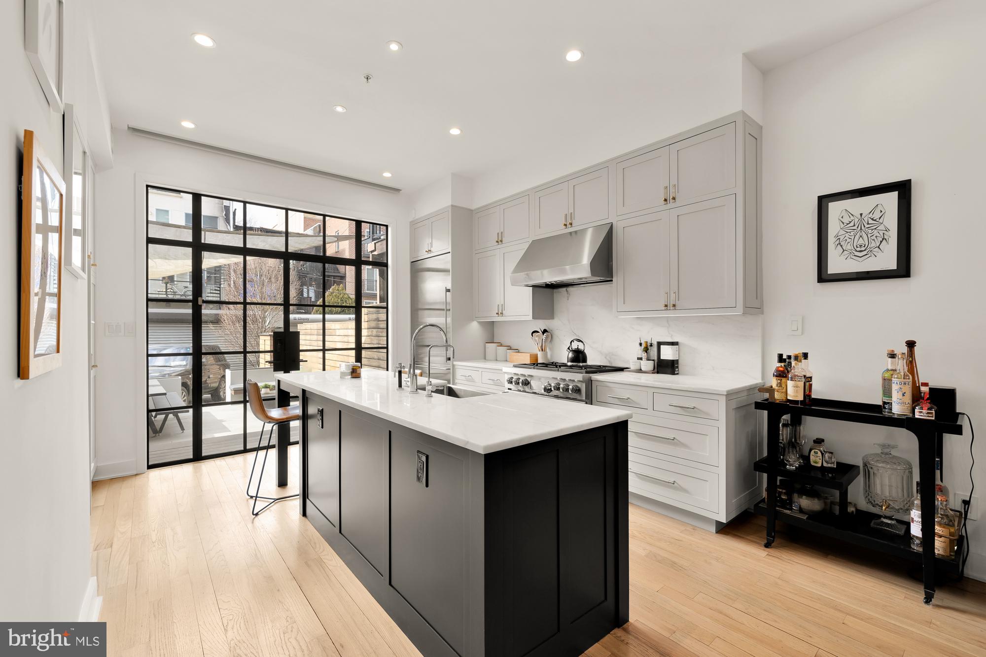 OLD CITY #2 - Residential