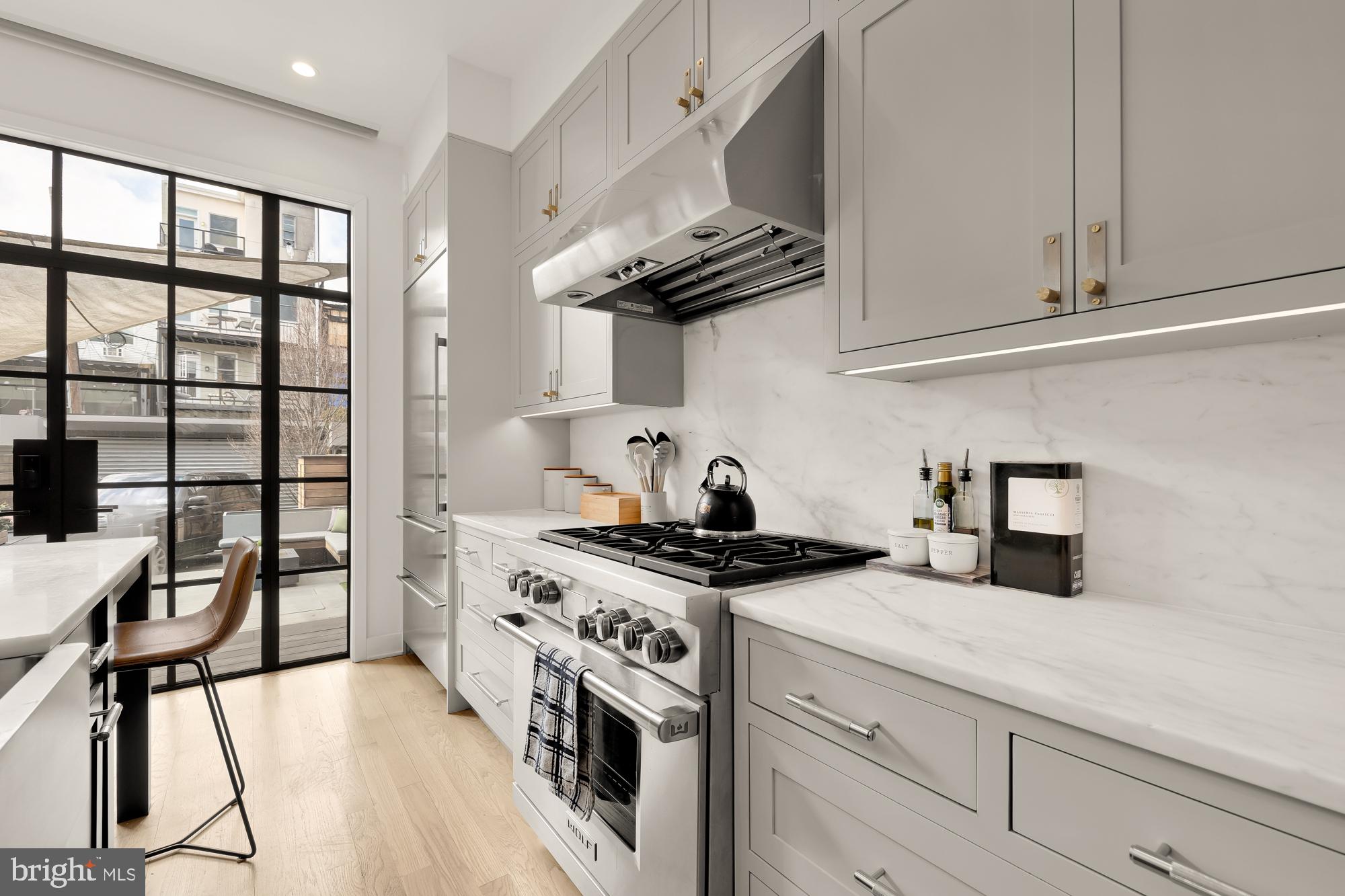 OLD CITY #2 - Residential