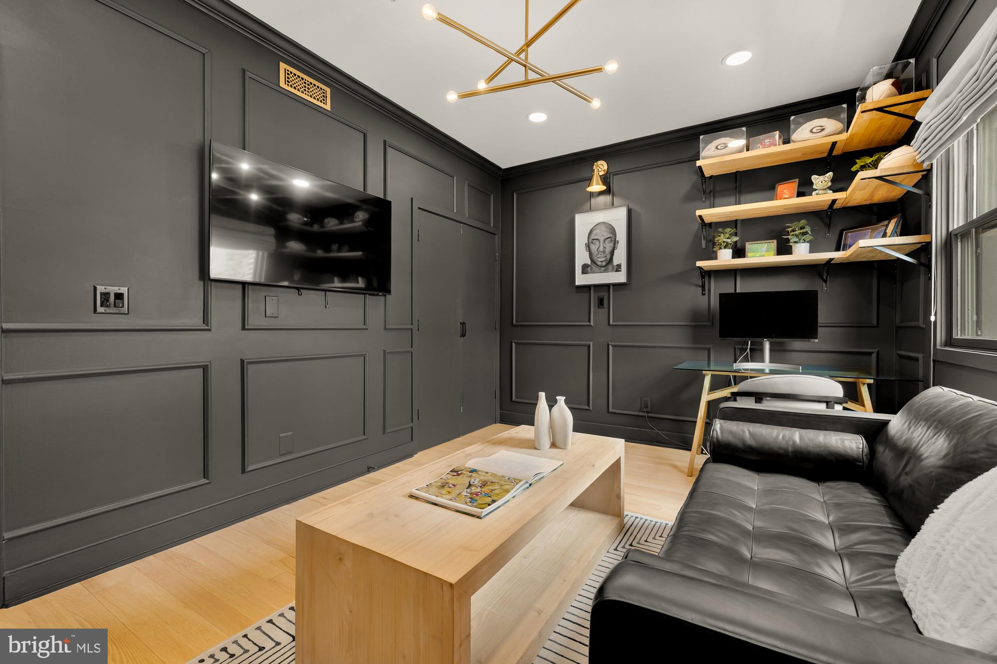 OLD CITY #2 - Residential