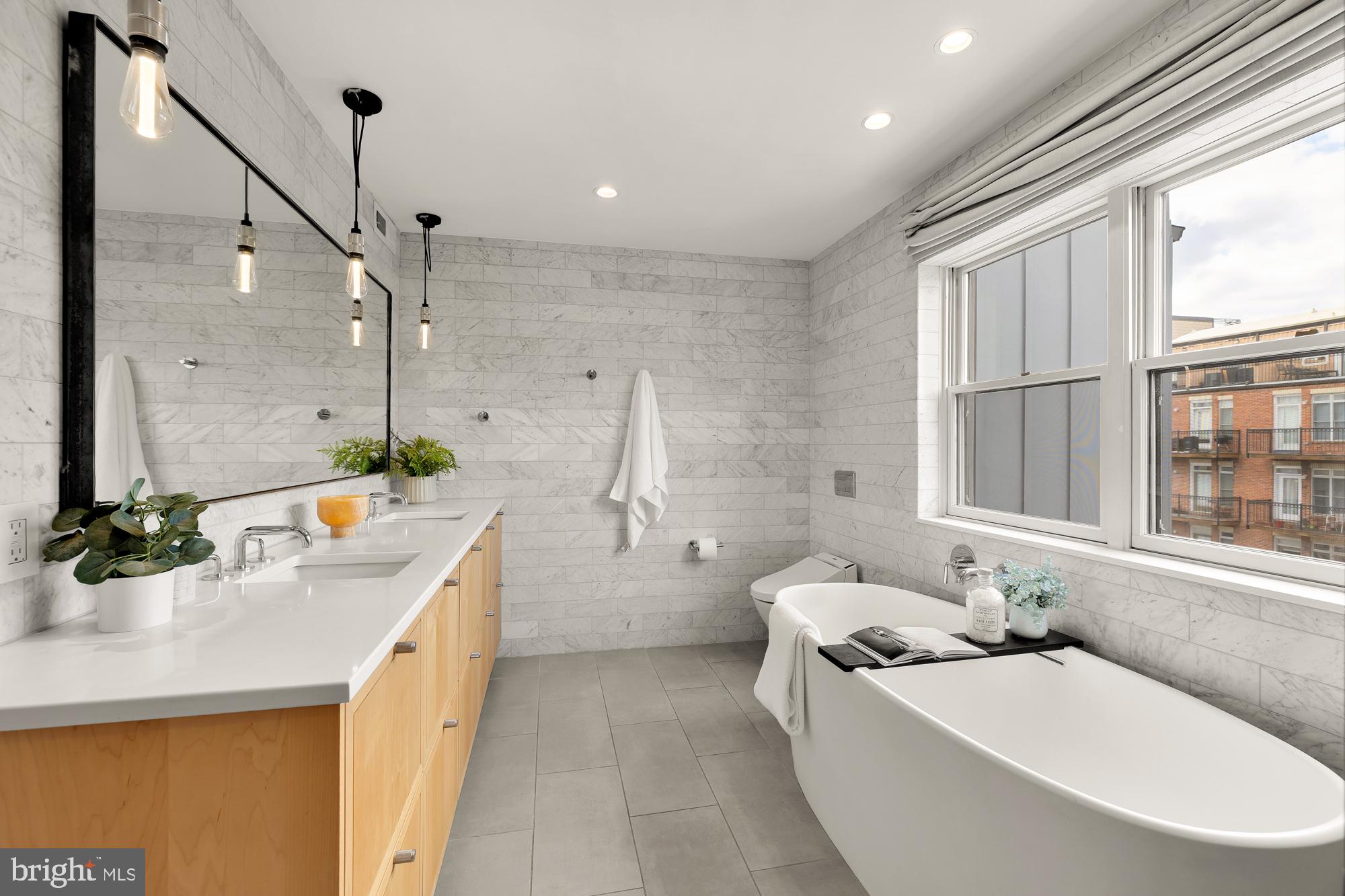 OLD CITY #2 - Residential