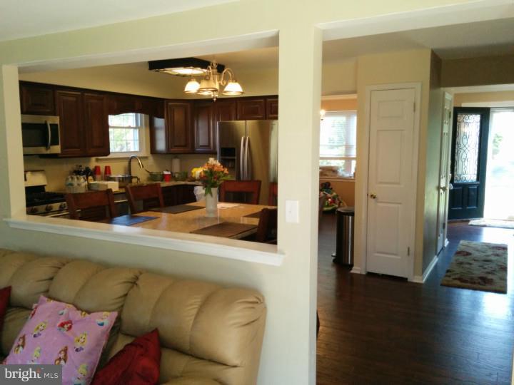 SILVER LAKE AT NEW - Residential