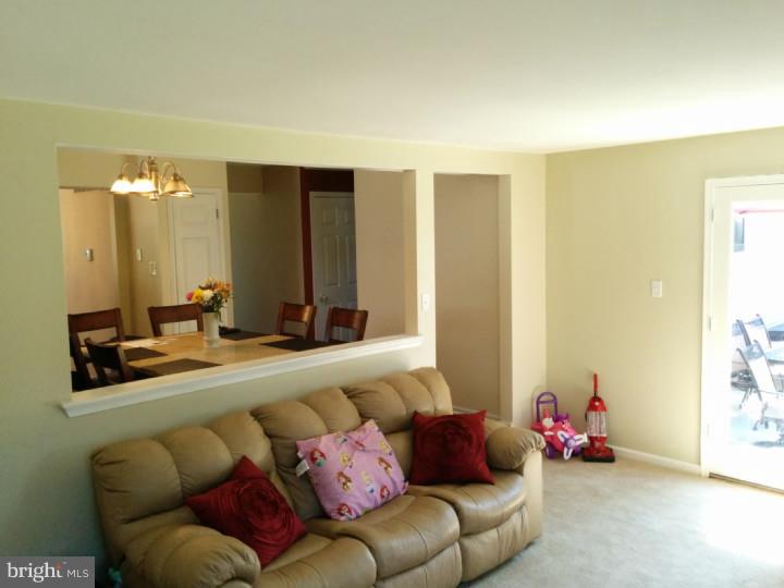 SILVER LAKE AT NEW - Residential