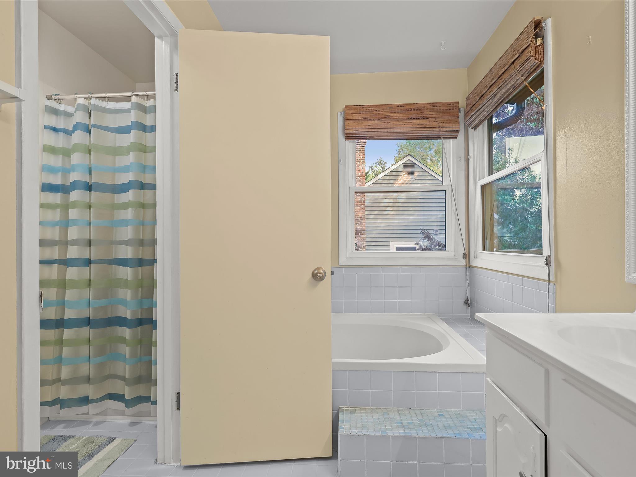 BONNIE BRAE - Residential